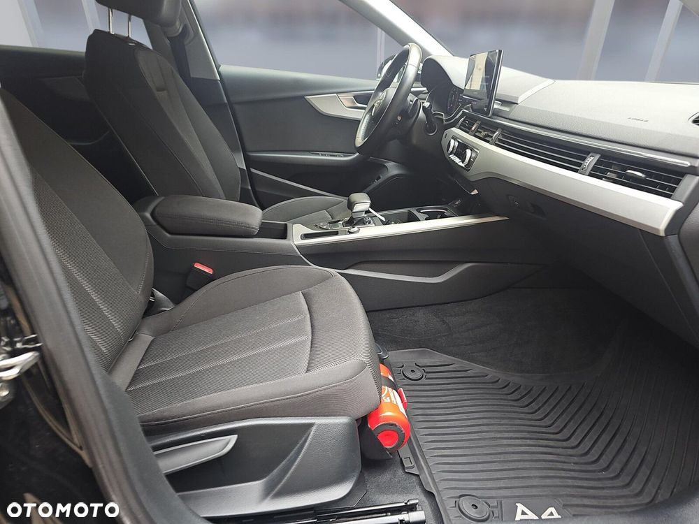 Audi A4 Avant 35 TDI mHEV S tronic - 11