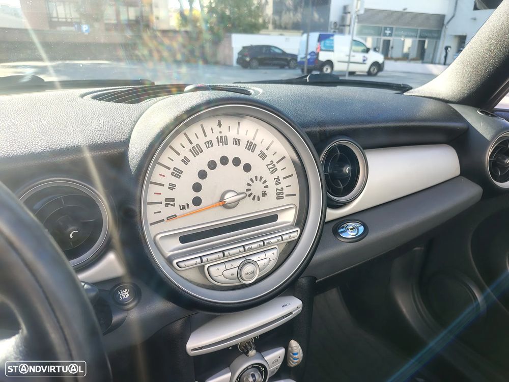 MINI Cabrio One - 8