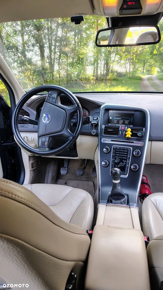 Volvo XC 60 D4 Kinetic - 9