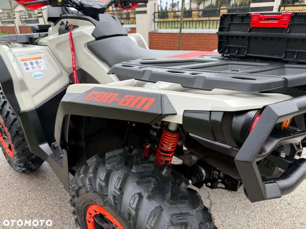 Can-Am Outlander - 24