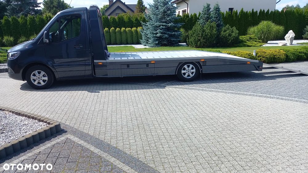 Mercedes-Benz Sprinter - 8