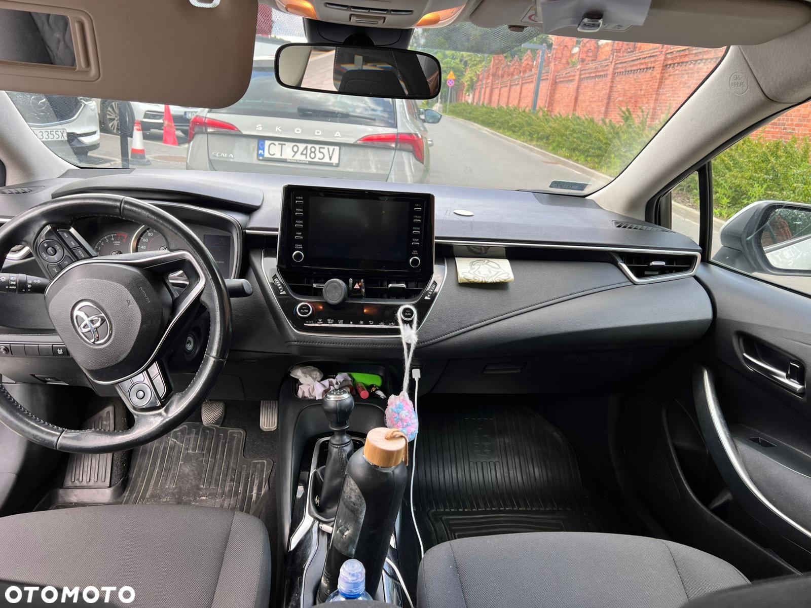 Toyota Corolla 1.6 Comfort - 8