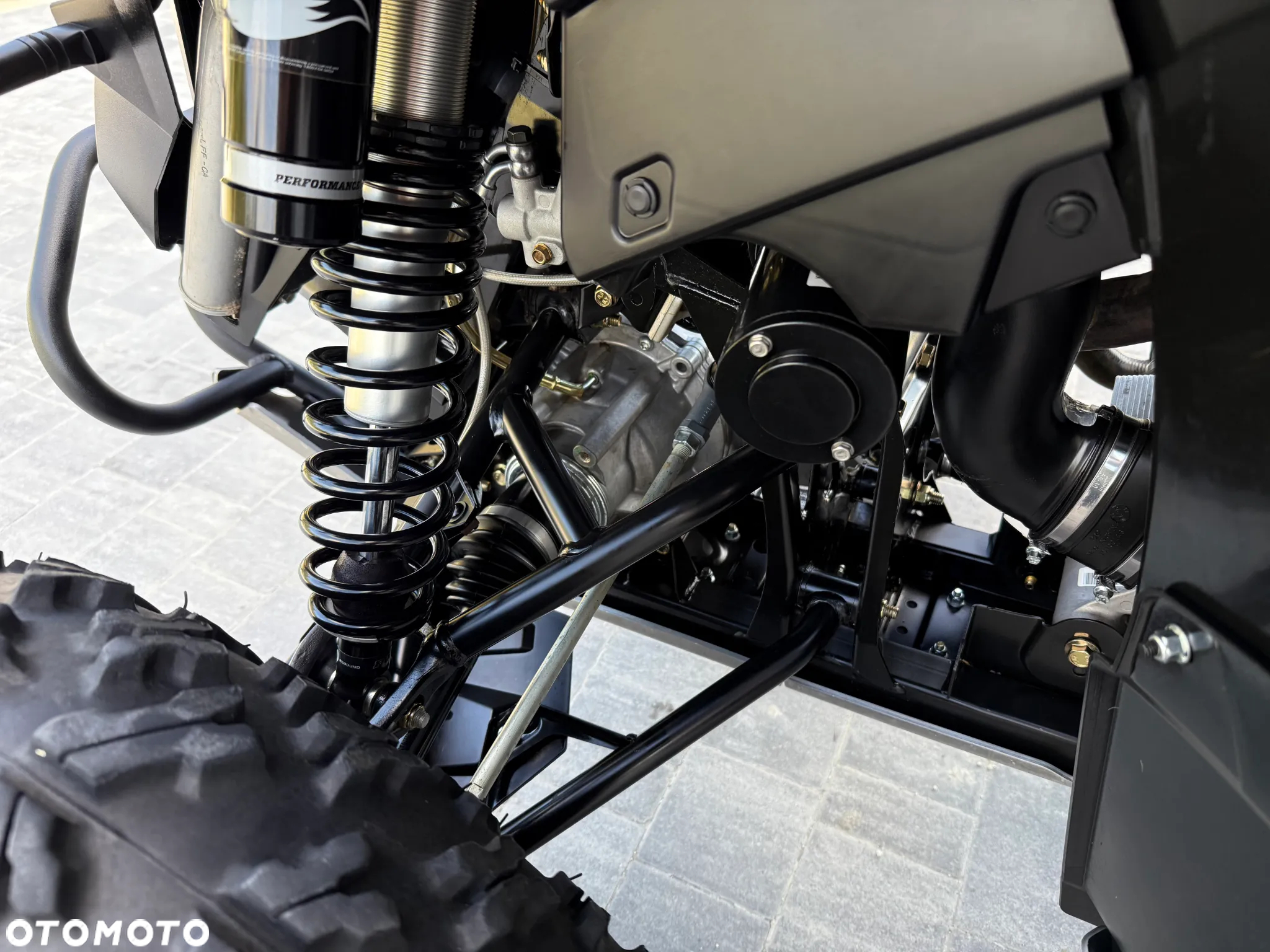Can-Am Renegade - 33