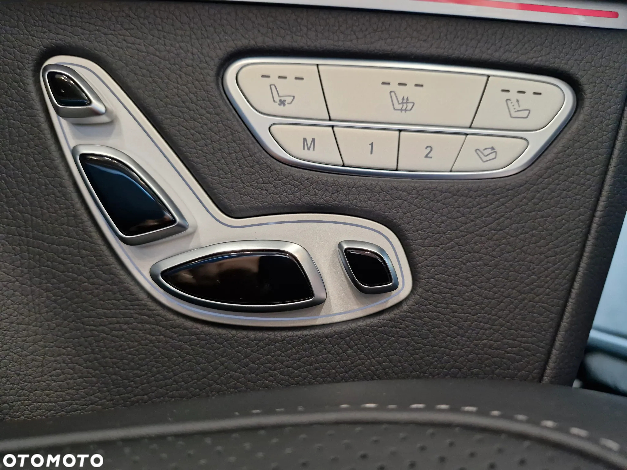 Mercedes-Benz Klasa V 300 d 4-Matic Avantgarde 9G-Tronic (ekstra d³) - 34