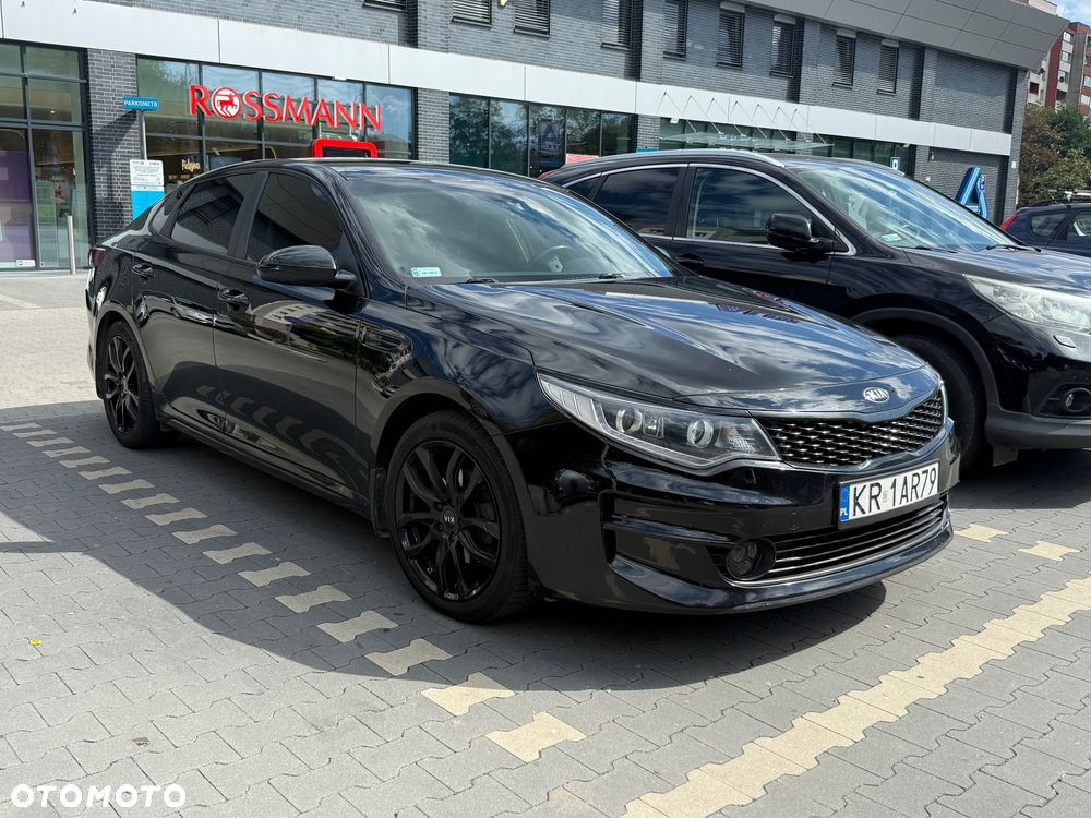 Kia Optima 2.0 M - 16