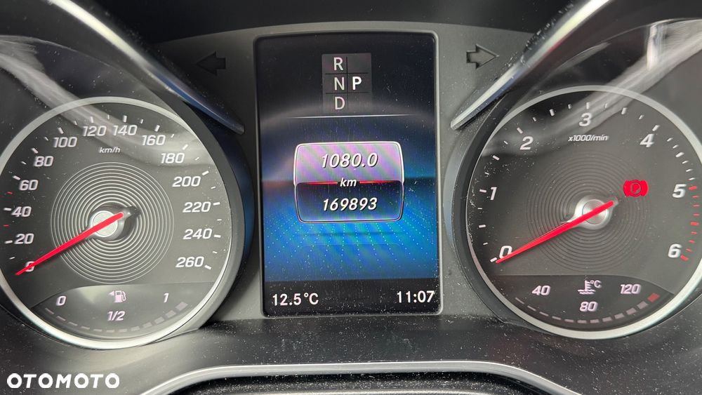 Mercedes-Benz Klasa V 300 d 4-Matic Avantgarde 9G-Tronic (ekstra d³) - 18