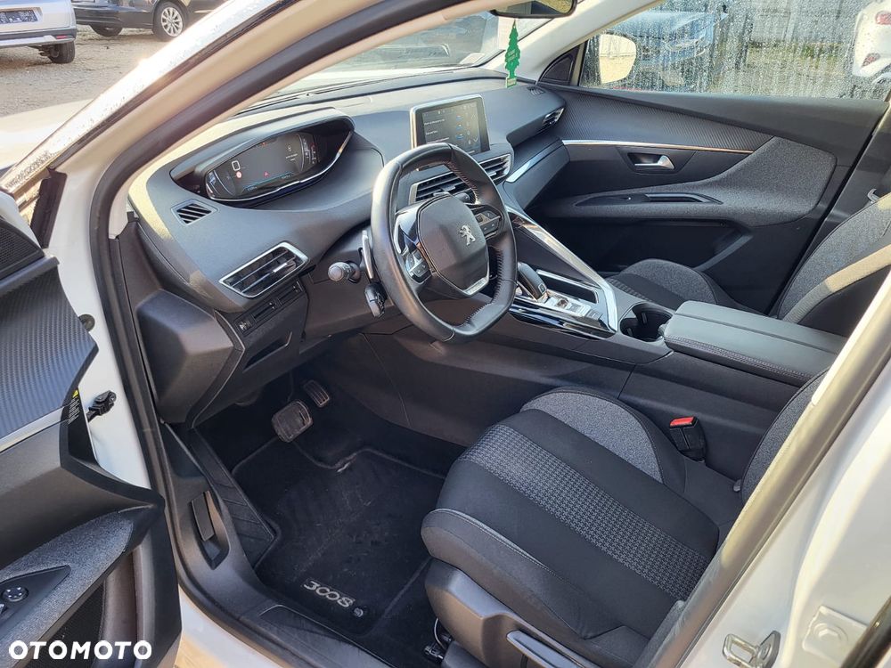 Peugeot 3008 BlueHDi 130 Stop & Start EAT8 Allure - 17