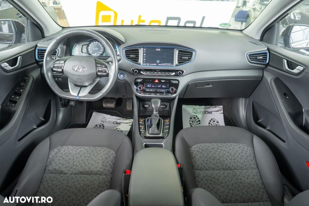 Hyundai IONIQ 1.6 141CP Exclusive - 16