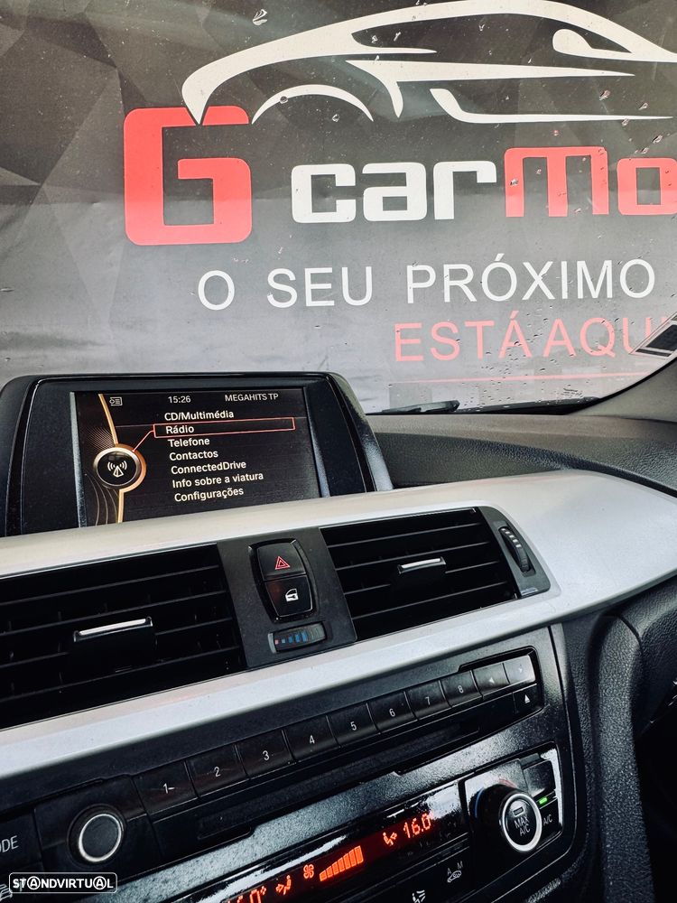 BMW 320 d Pack M - 13