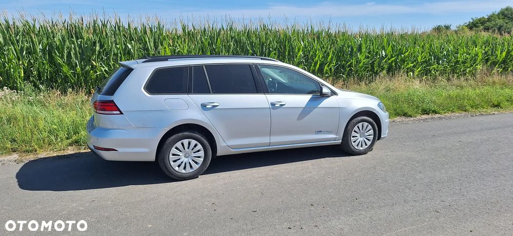 Volkswagen Golf - 3