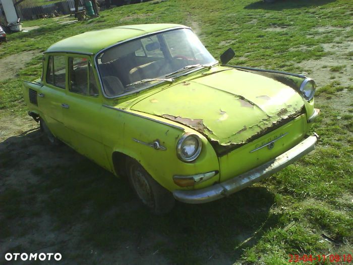 SKODA 1000MB SZYBA PRZÓD I TYŁ - 1