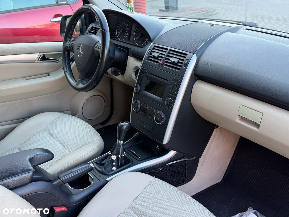 Mercedes-Benz Klasa A 160 Avantgarde BlueEff EU5 - 8