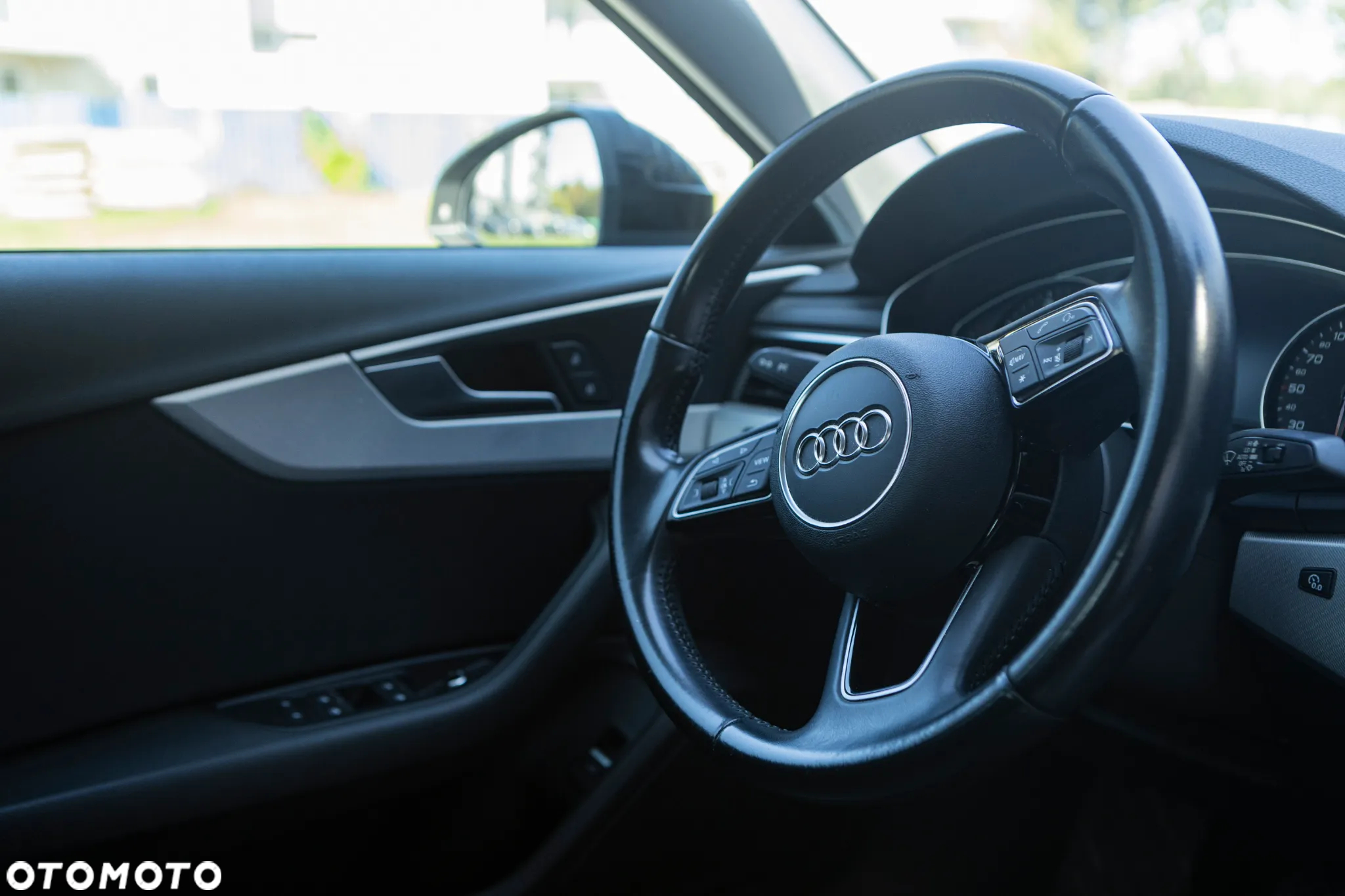 Audi A4 2.0 TDI S tronic - 19