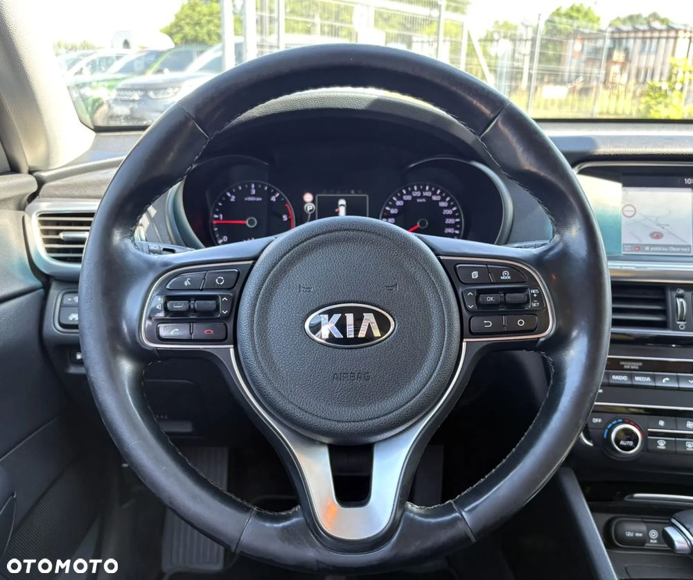 Kia Optima 1.7 CRDI L DCT - 12