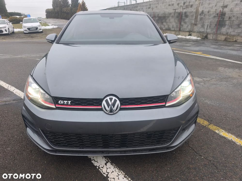 Volkswagen Golf 2.0 TSI BMT GTI DSG - 2