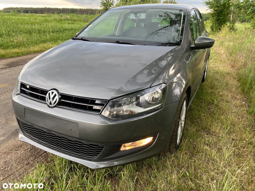 Volkswagen Polo - 2