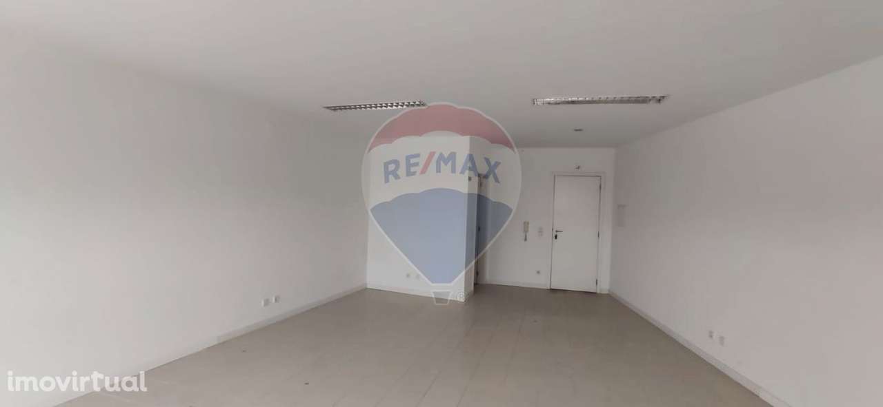 Escritório  para arrendamento - Grande imagem: 4/7