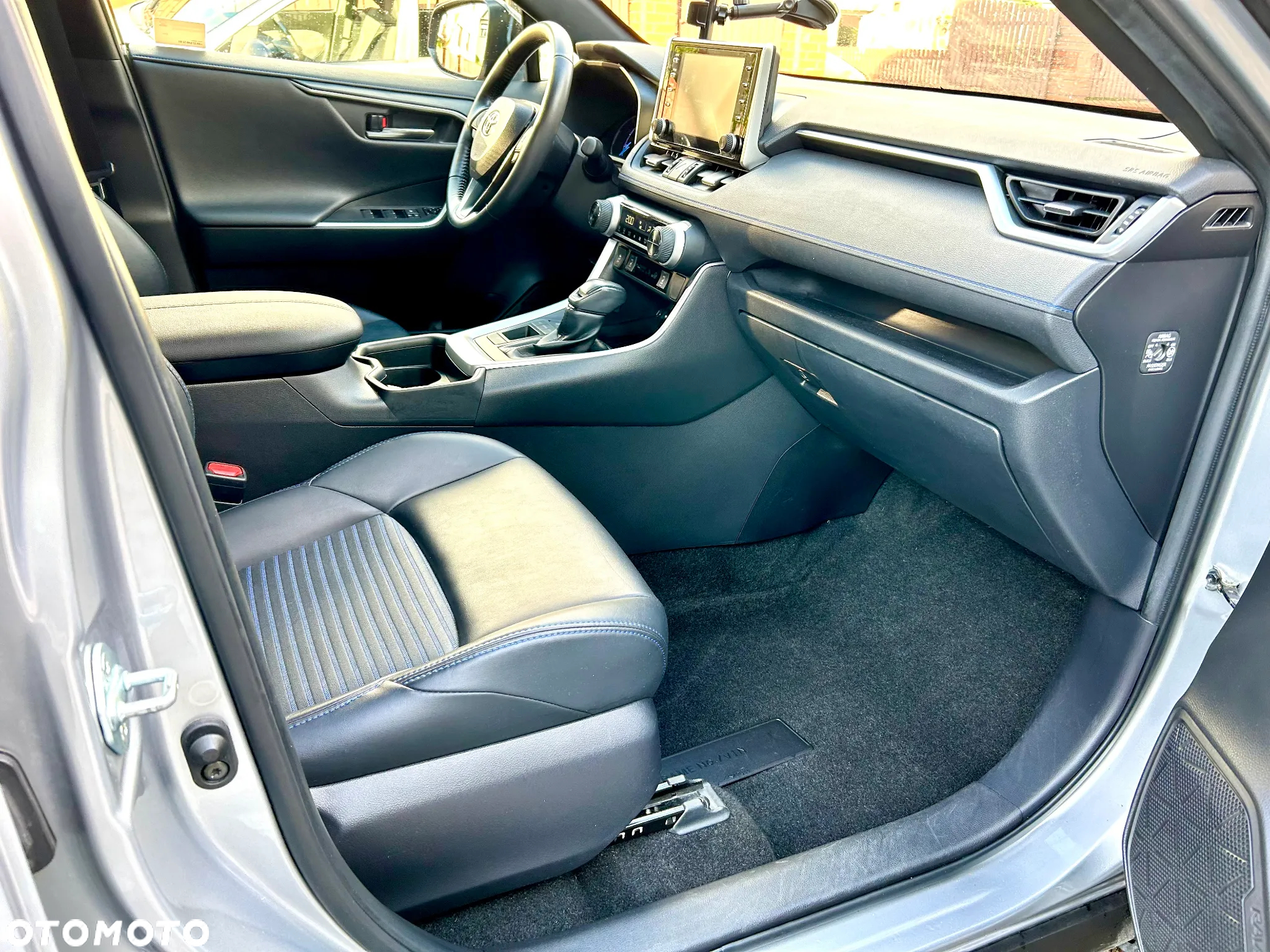 Toyota RAV4 - 14