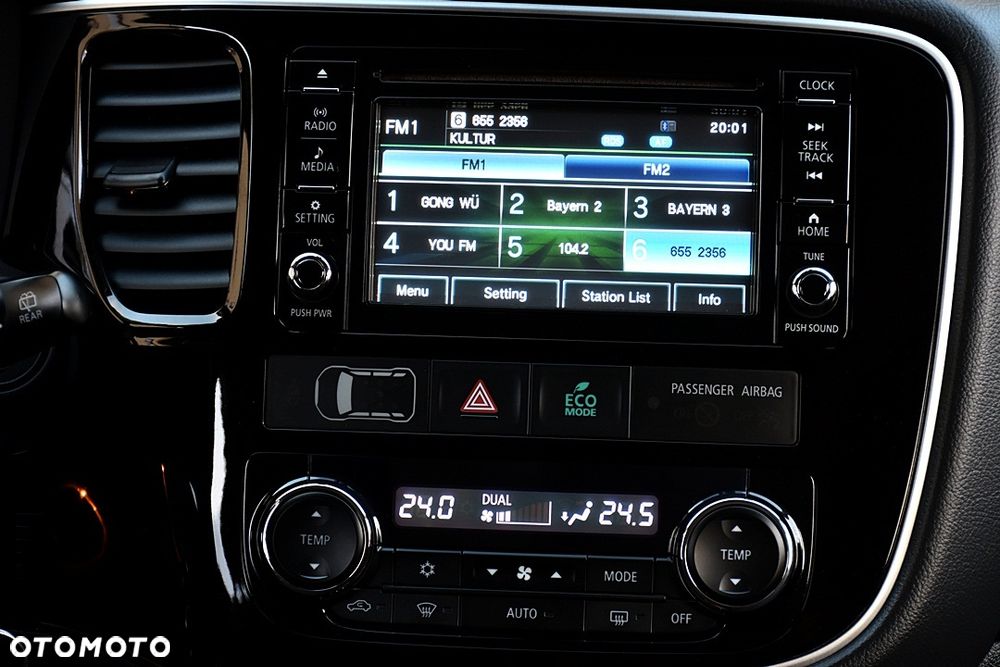 Mitsubishi Outlander 2.0 Invite + 2WD - 19