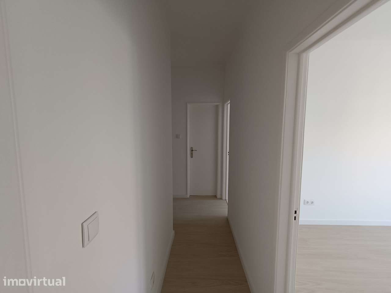 Apartamento T3 com varanda no Barreiro - Grande imagem: 2/12