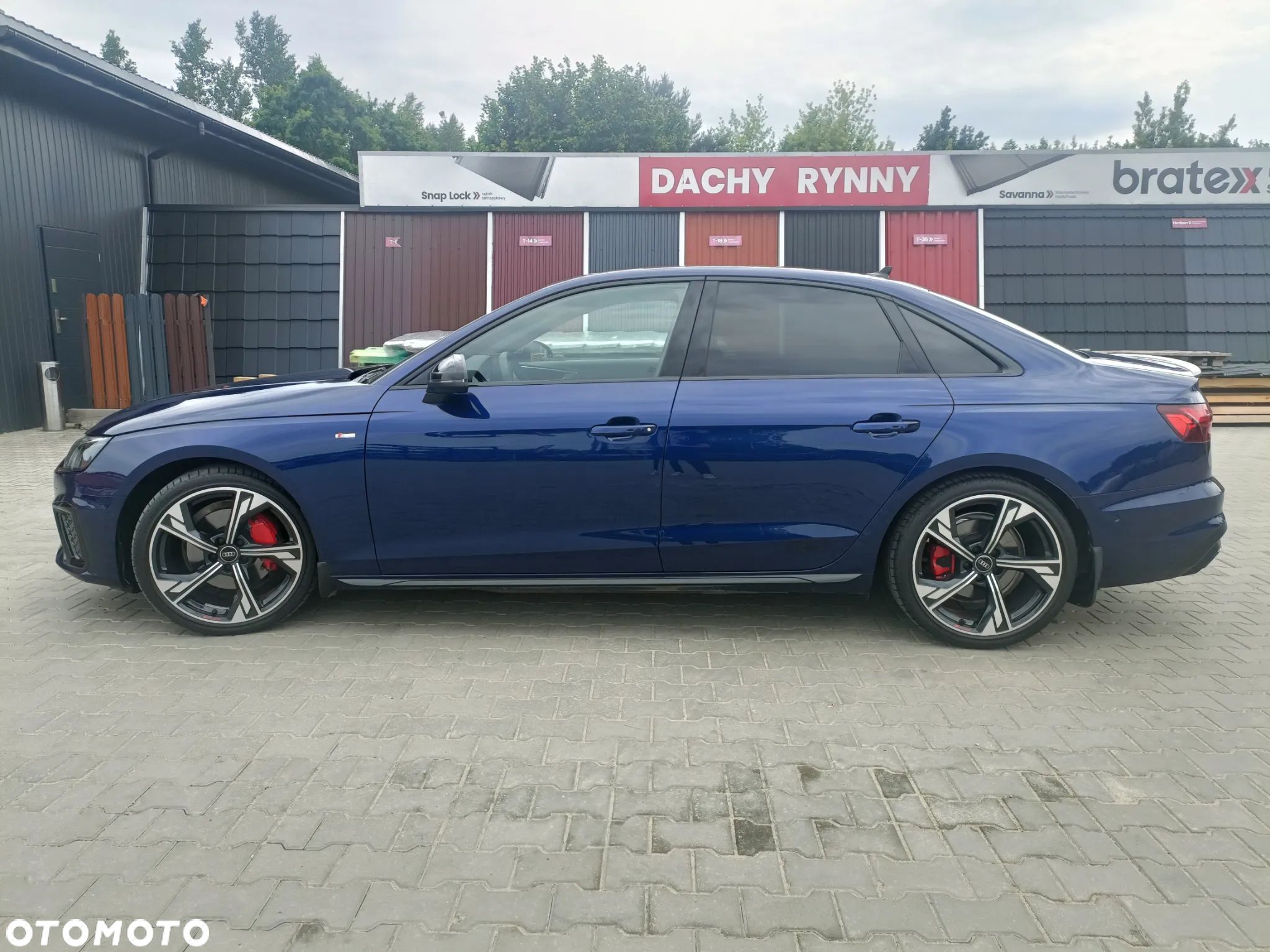 Audi A4 - 1