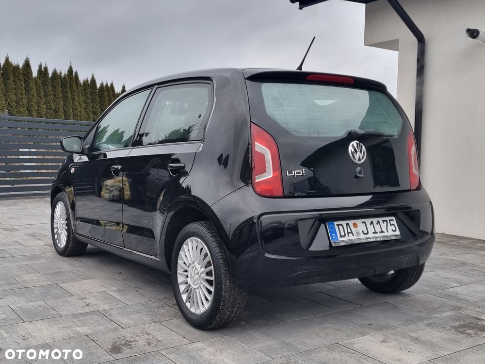 Volkswagen up! ASG move - 4