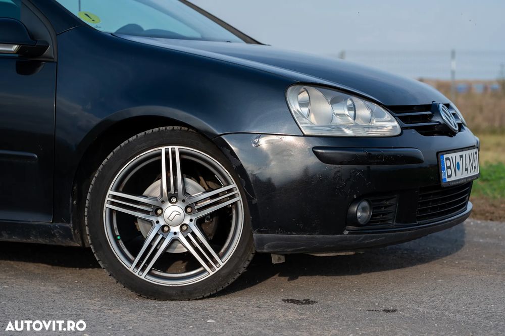 Volkswagen Golf - 8