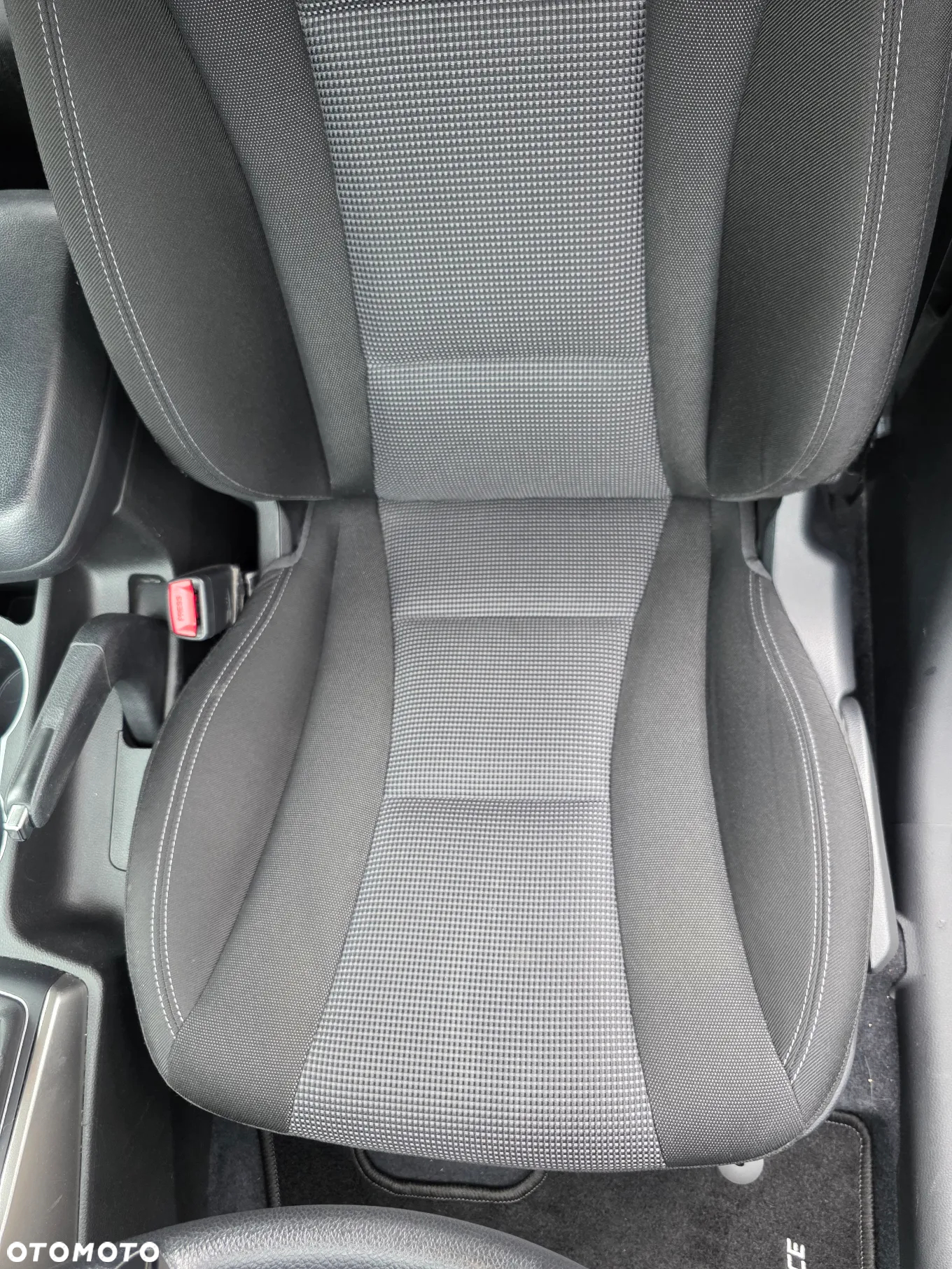 Hyundai i30 1.6 Premium - 9
