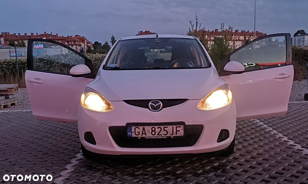 Mazda 2 1.3 Impression - 1