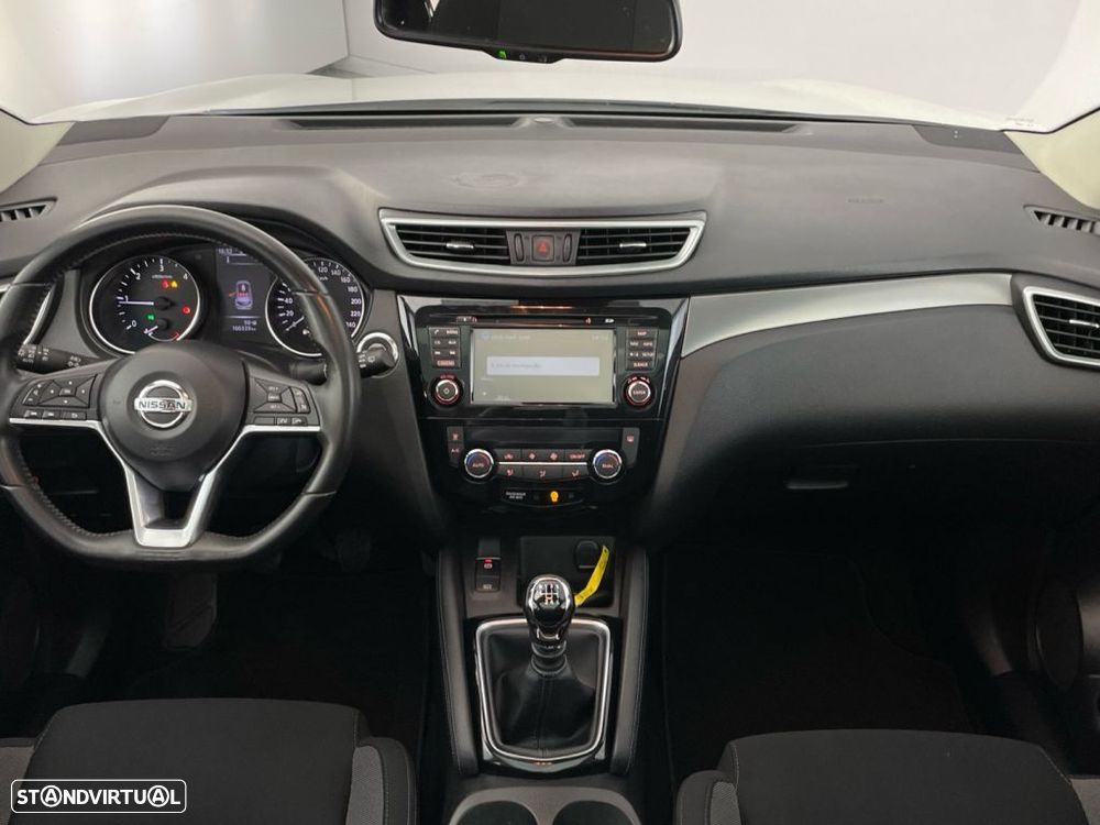 Nissan Qashqai 1.5 dCi N-Connecta - 10