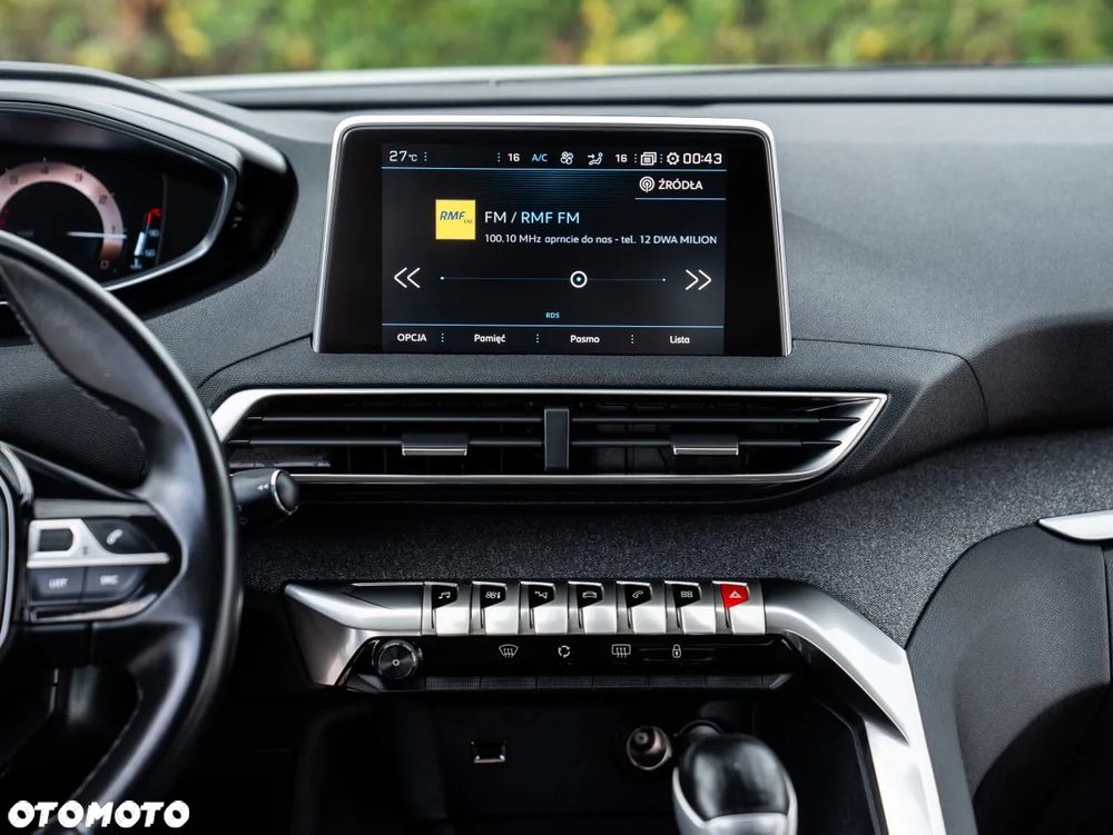 Peugeot 3008 PureTech 130 Stop & Start GPF Allure - 32