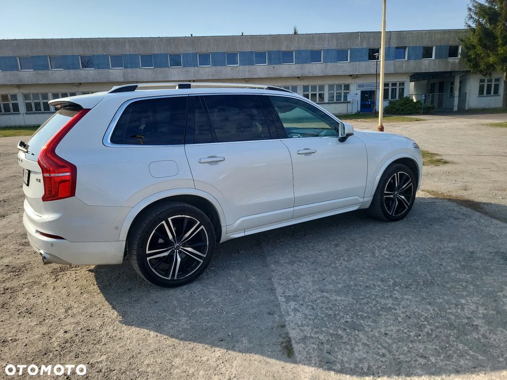 Volvo XC 90 D5 AWD Geartronic Momentum - 3