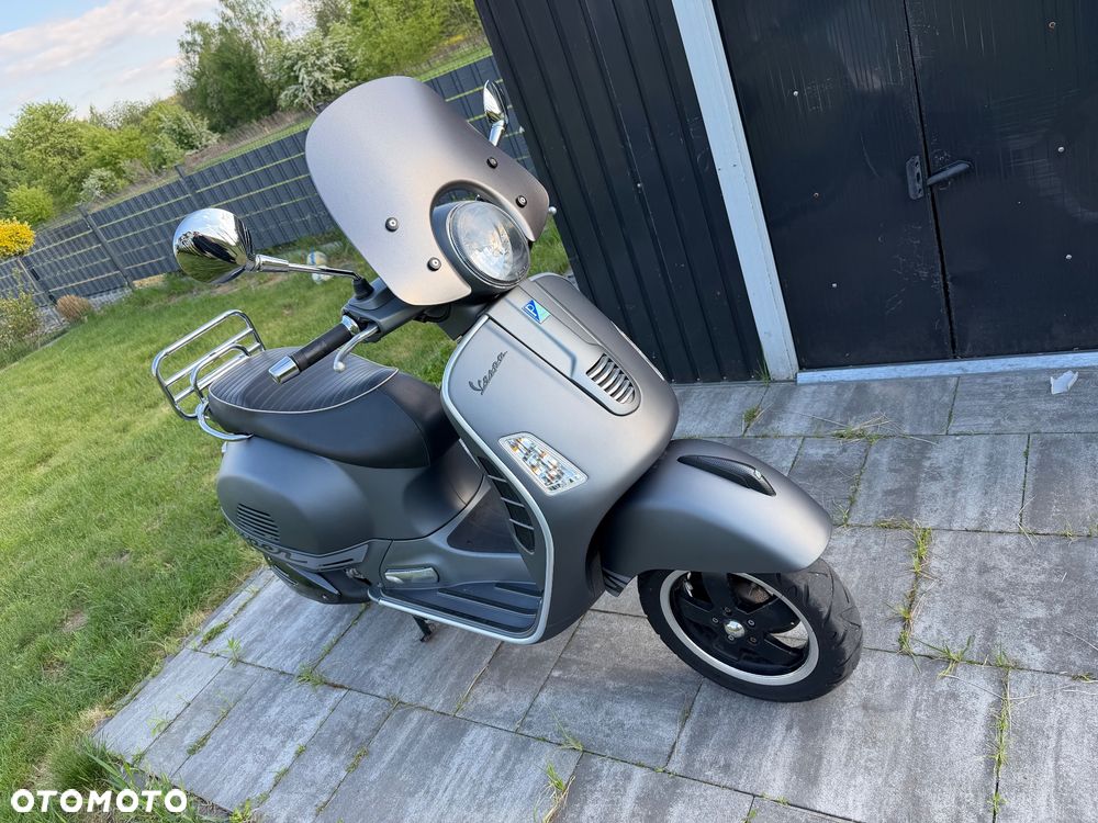 Vespa GTS - 7