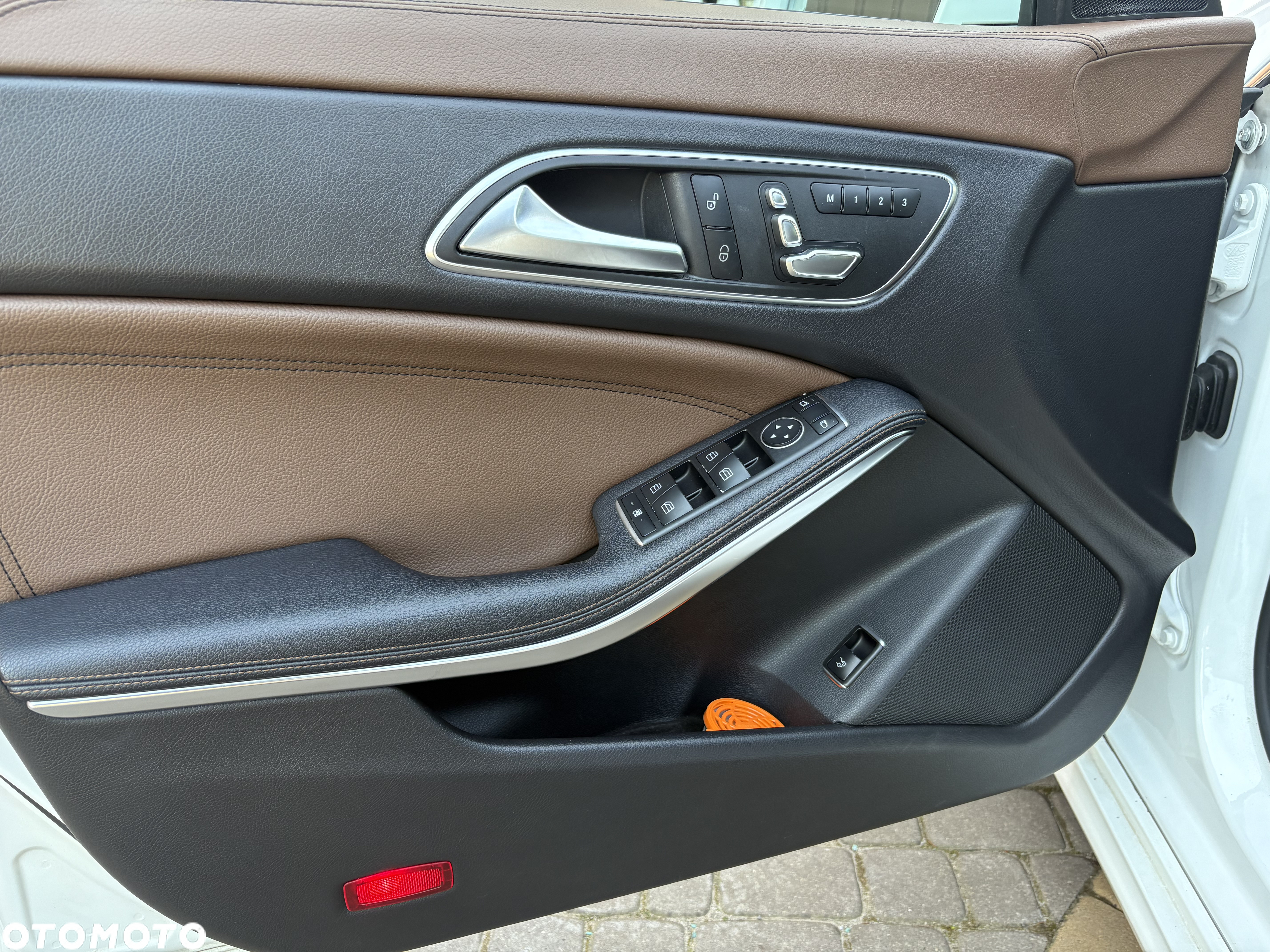 Mercedes-Benz CLA 250 7G-DCT - 12