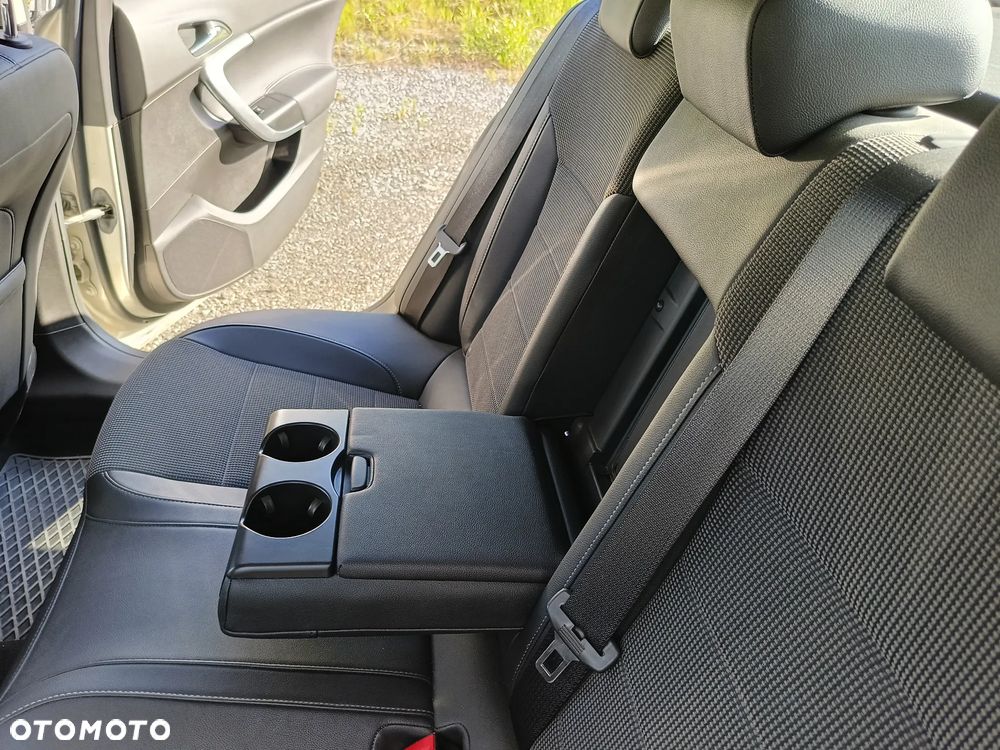 Opel Insignia 2.0 CDTI Cosmo ecoFLEX - 11