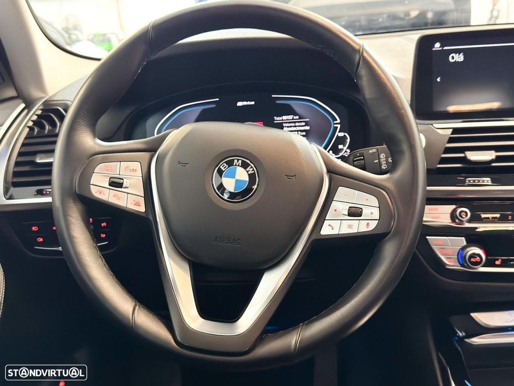 BMW X3 30 e xDrive xLine - 32