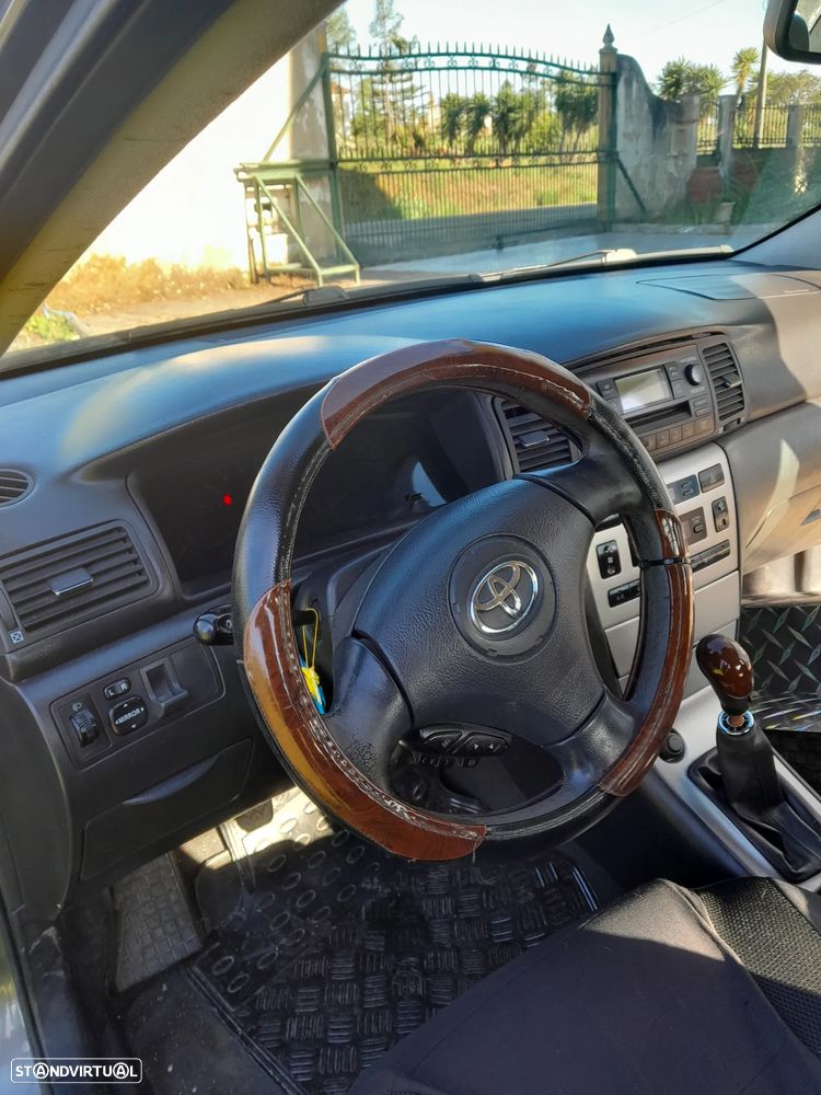 Toyota Corolla 1.4 VVT-i - 4