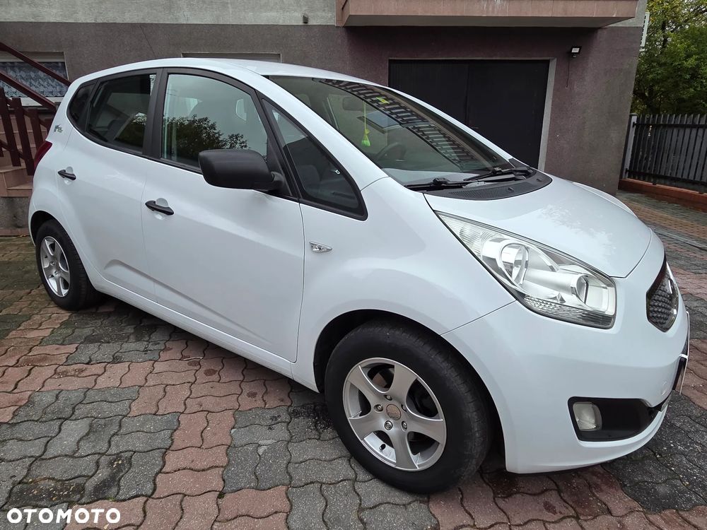 Kia Venga - 9