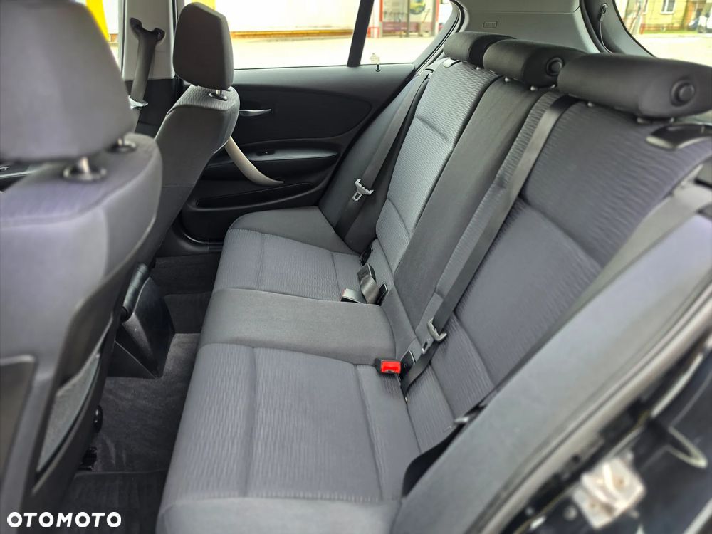 BMW Seria 1 116i Edition Sport - 18