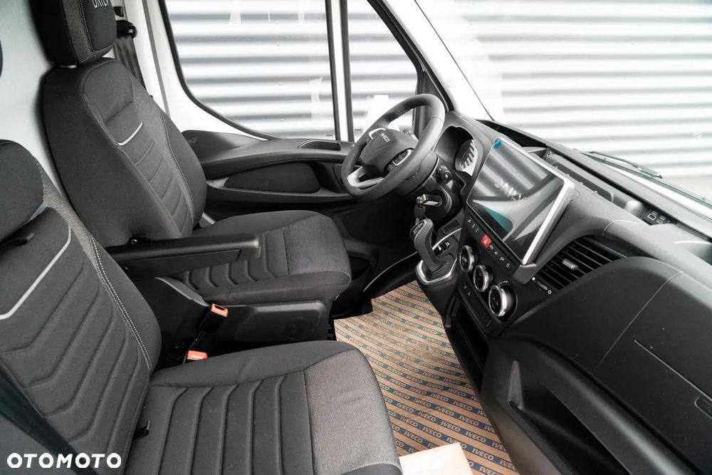 Iveco Daily 35S18HA8V 3.0 L4H2 - 5