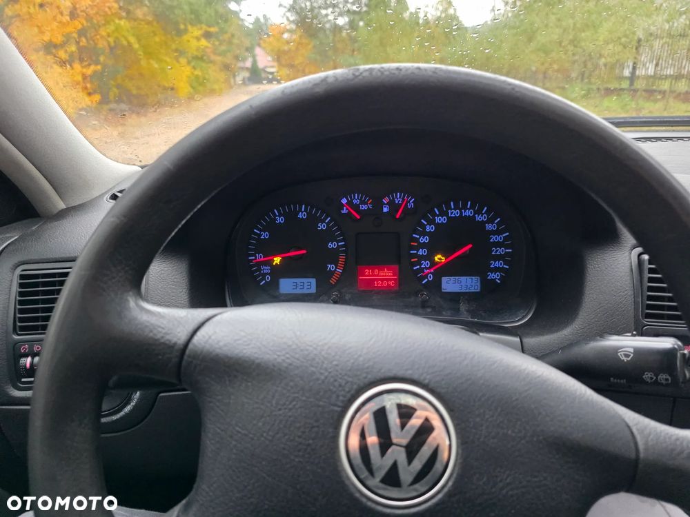 Volkswagen Golf - 30