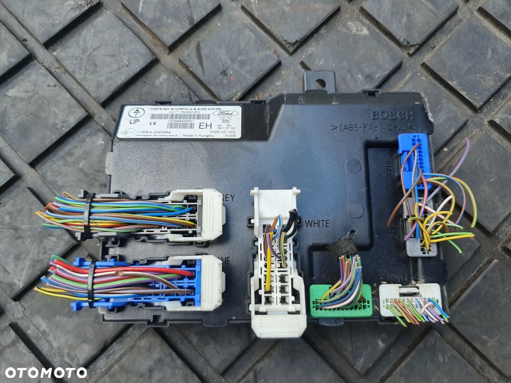 MODUŁ BSI FORD FIESTA MK7 AV1T-15K600-EH - 1