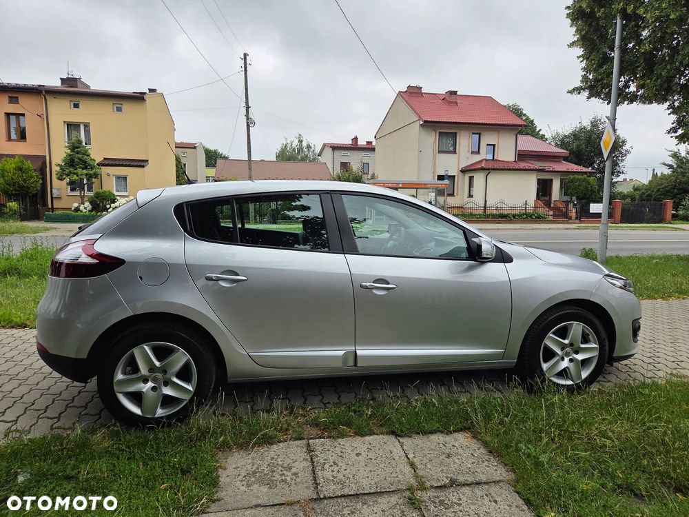 Renault Megane ENERGY TCe 115 Start & Stop Authentique - 2