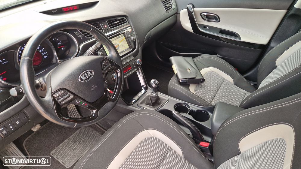 Kia Ceed SW 1.6 CRDi Prime - 14