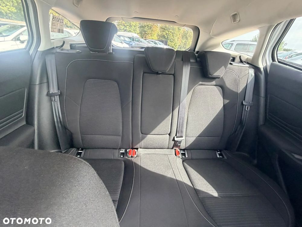 Ford Focus 1.0 EcoBoost Hybrid TITANIUM - 17