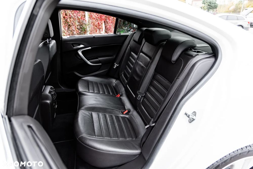 Opel Insignia 1.6 Turbo Sport - 21