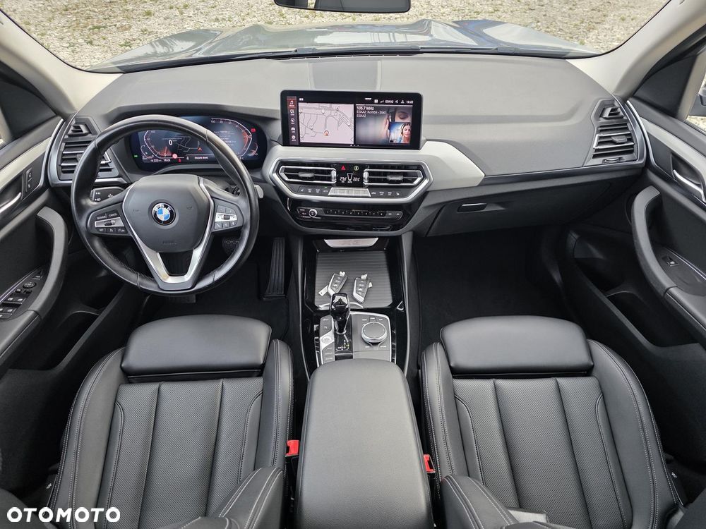 BMW X3 xDrive30d mHEV - 16
