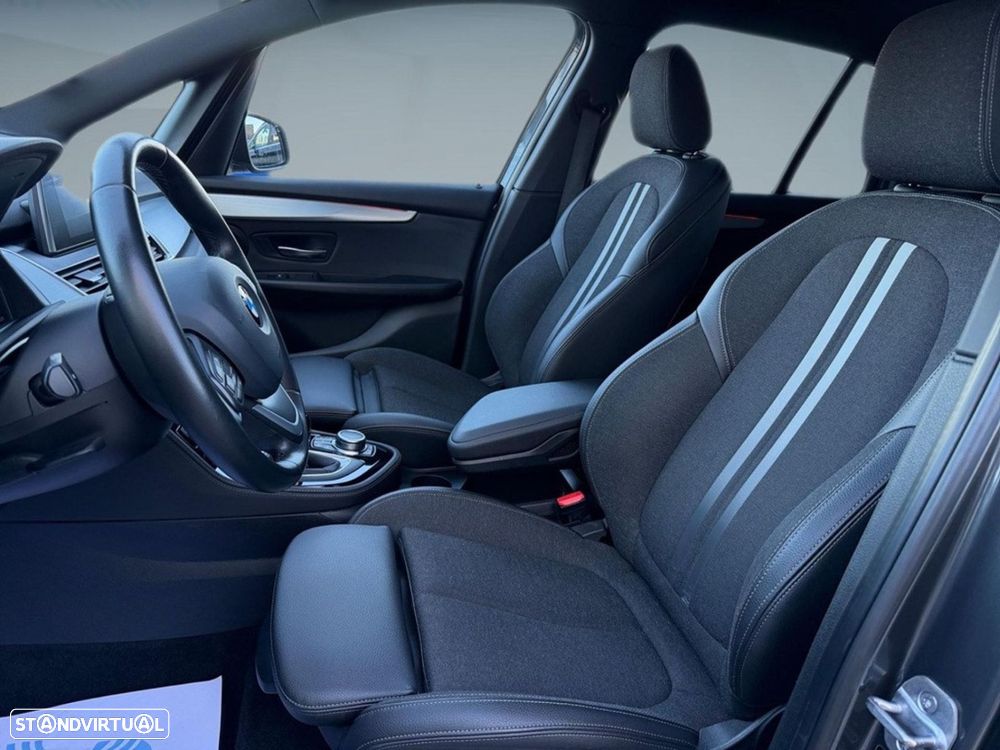 BMW 216 Gran Tourer - 10