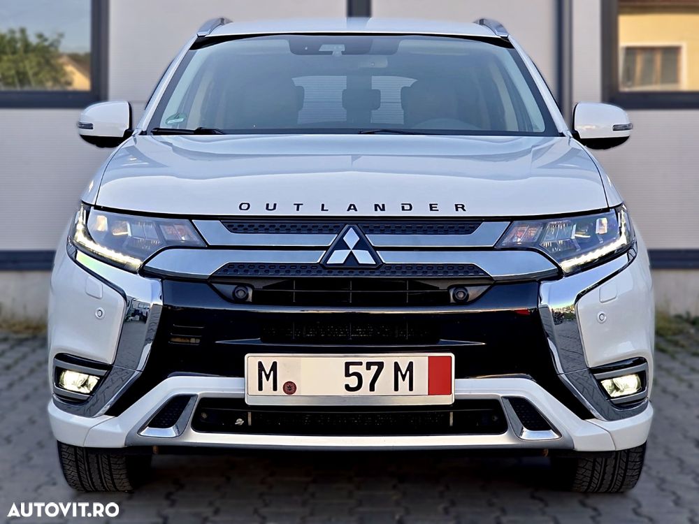 Mitsubishi Outlander - 36