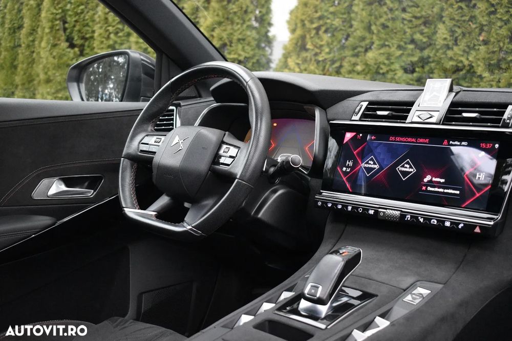 DS Automobiles DS 7 Crossback - 16